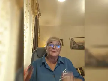 KarinkaSweet  live sex cam
