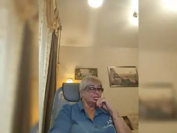 KarinkaSweet  live sex cam