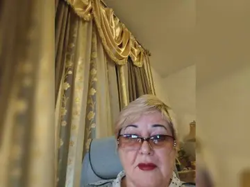 KarinkaSweet  live sex cam
