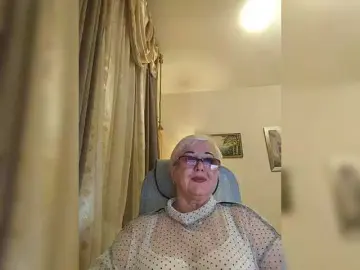 KarinkaSweet  live sex cam