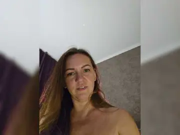MilaSavory  live sex cam