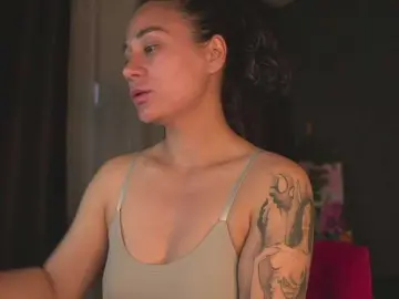 MiraWair  live sex cam