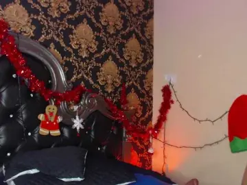 NaiaGils  live sex cam