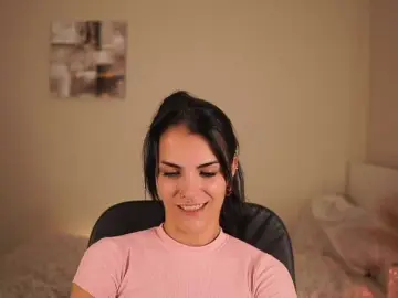 Paulinemedonca  live sex cam