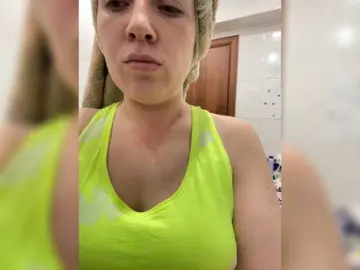 Pysha100  live sex cam