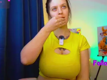 Ann-mikele  live sex cam