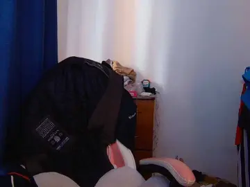 Ann-mikele  live sex cam
