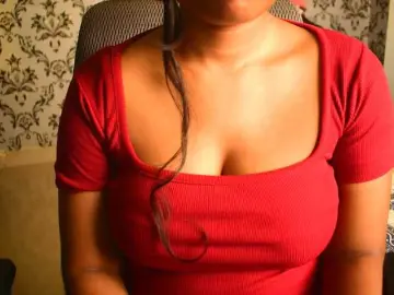 Indianpriya  live sex cam