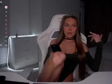 Pupsik-24  live sex cam