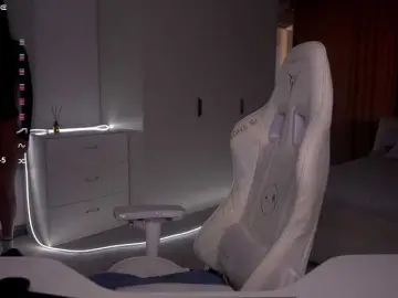 Pupsik-24  live sex cam