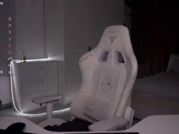Pupsik-24  live sex cam