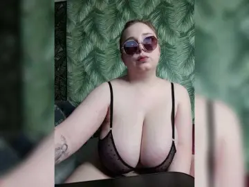 Caramel-pussy  live sex cam