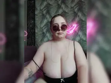 Caramel-pussy  live sex cam