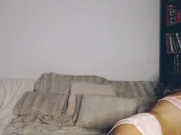 ChocoBela  live sex cam