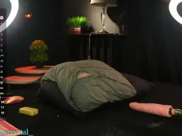 CreaM-Baby  live sex cam