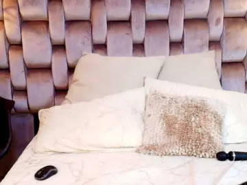 DullceEstrella  live sex cam