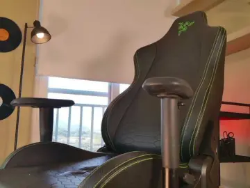 Gabymanson  live sex cam