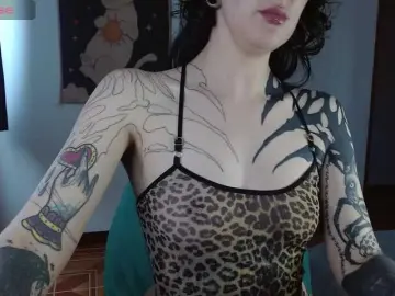 Inked-Val  live sex cam