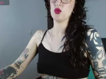 Inked-Val  live sex cam