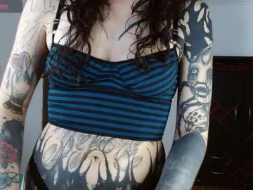 Inked-Val  live sex cam