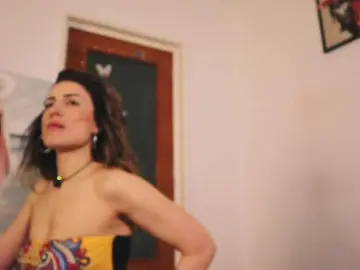 MissLullu  live sex cam