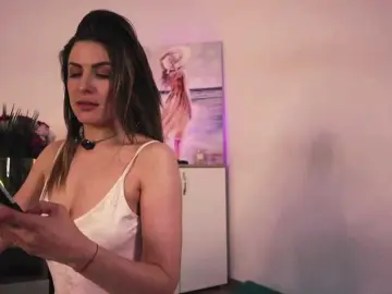 MissLullu  live sex cam