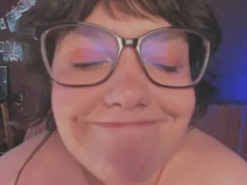 Juby-yubi  live sex cam