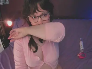 Juby-yubi  live sex cam