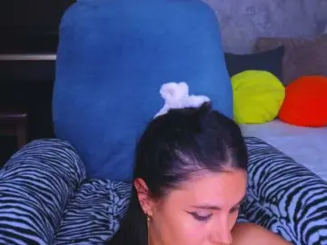 Kisskitty  live sex cam