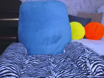 Kisskitty  live sex cam