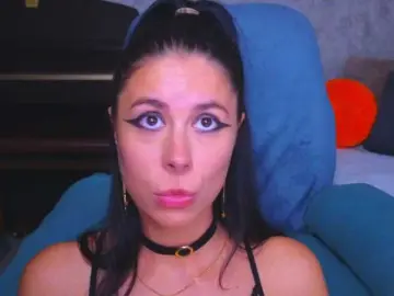 Kisskitty  live sex cam