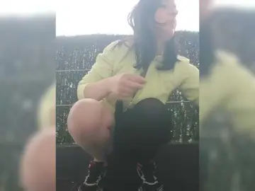 Lovehornyman  live sex cam