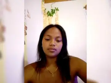 Annah261  live sex cam