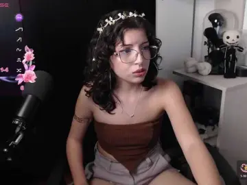 BiiHoney  live sex cam