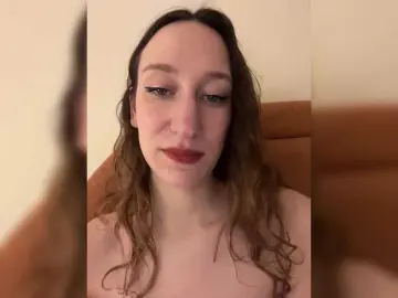 Chikipikin  live sex cam