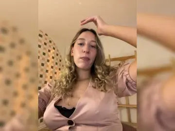 Chikipikin  live sex cam