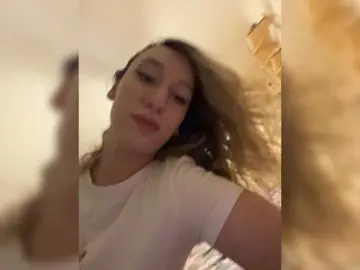 Chikipikin  live sex cam