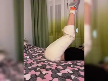 Chikipikin  live sex cam