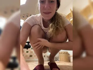 Chikipikin  live sex cam