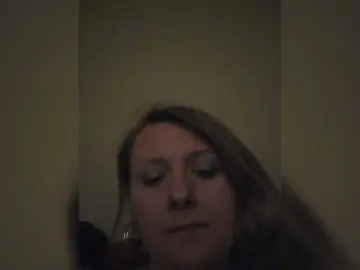 Diamant1102  live sex cam