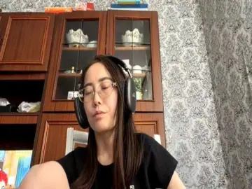JoyeKaltz  live sex cam