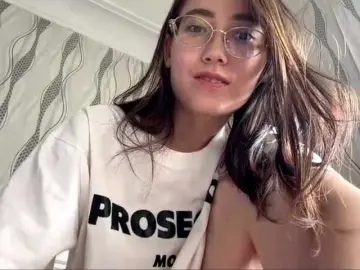 JoyeKaltz  live sex cam