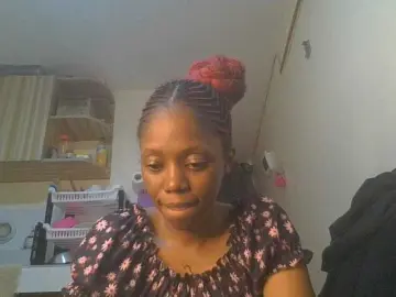 Juicygirl98  live sex cam