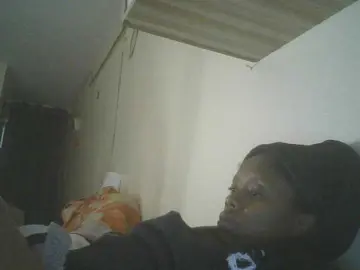 Juicygirl98  live sex cam