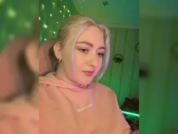 Katya-Sandra  live sex cam