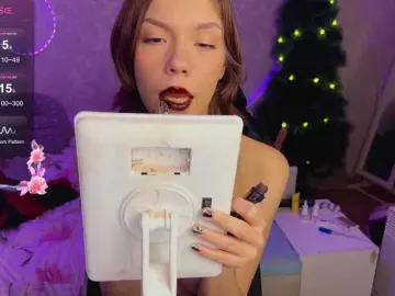 RubyRedkiss  live sex cam