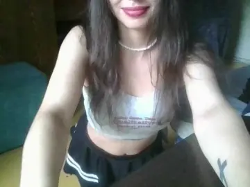 SweetyMoon8  live sex cam