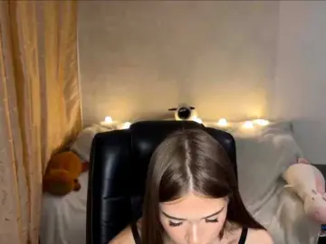 Urcutiebunny  live sex cam
