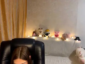 Urcutiebunny  live sex cam