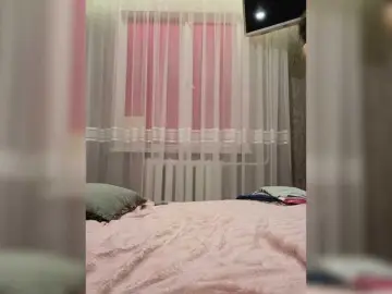 Adelj  live sex cam